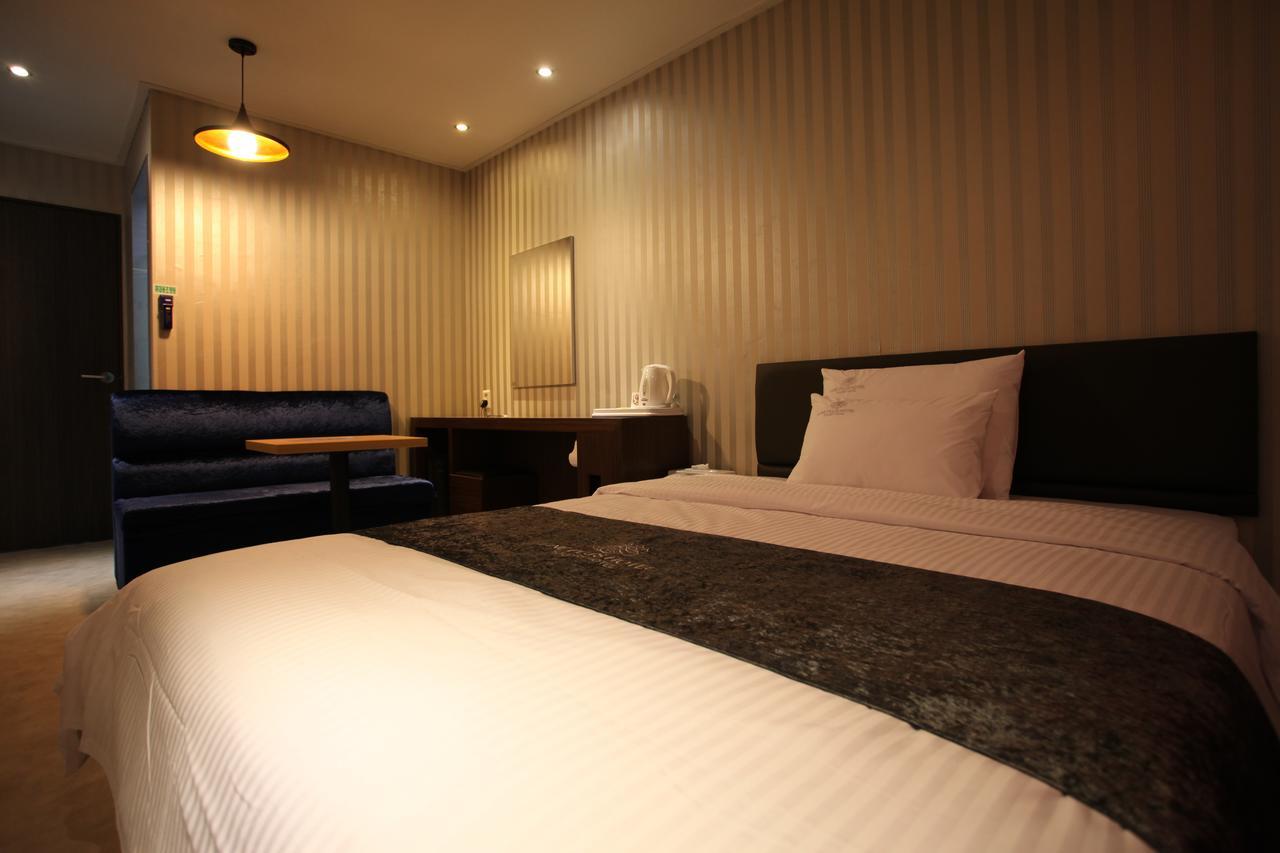 Lineplus Hotel Gimpo Exterior photo